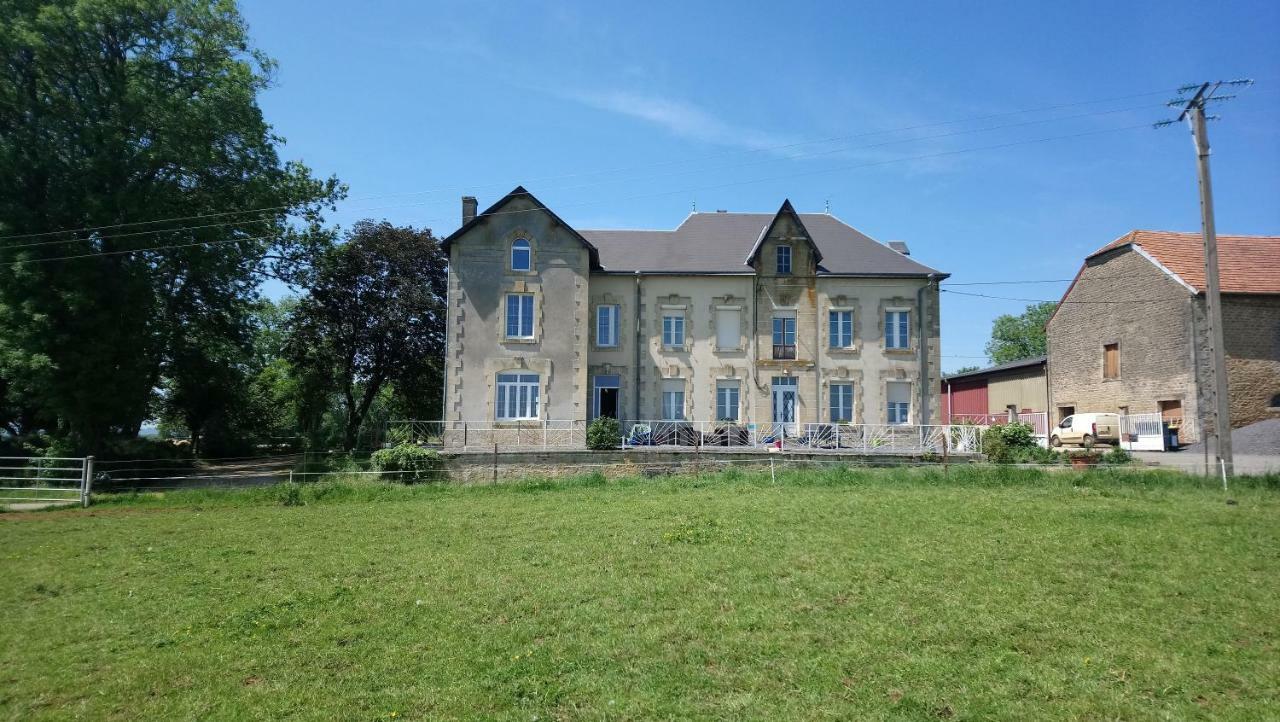 Jad Ranch Hotel Raucourt-et-Flaba Exterior photo